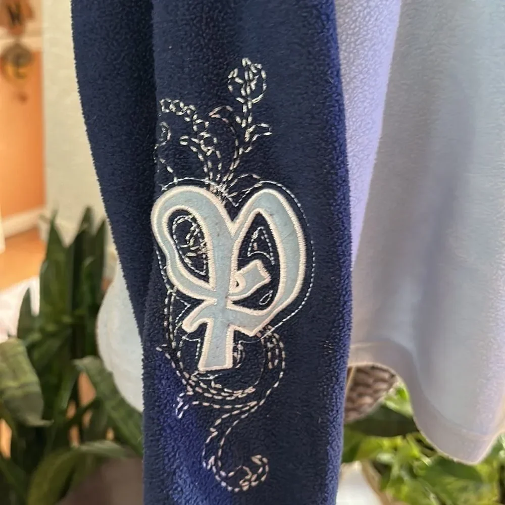 Warner Bros Penelope Pussycat Blue Pullover Hoodie Girl's Pepe Le Pew Cartoon